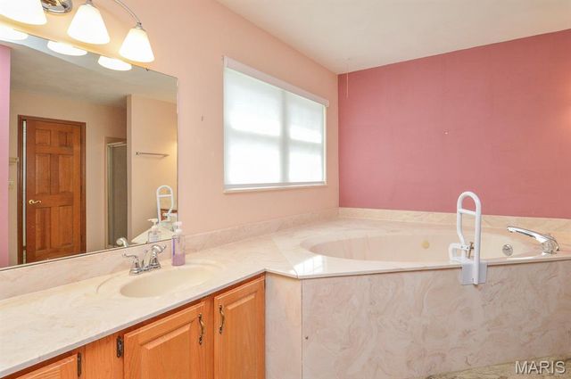 1620 Westhaven Drive, Belleville, IL 62220