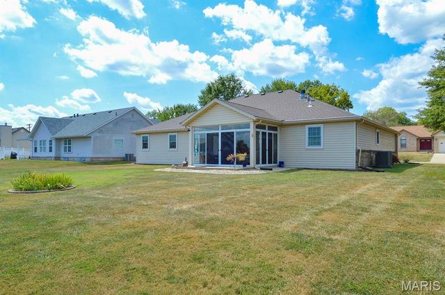1620 Westhaven Drive, Belleville, IL 62220