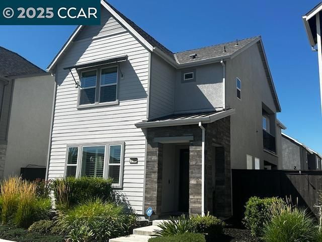 2709 Mossy Creek St, Sacramento, CA 95833