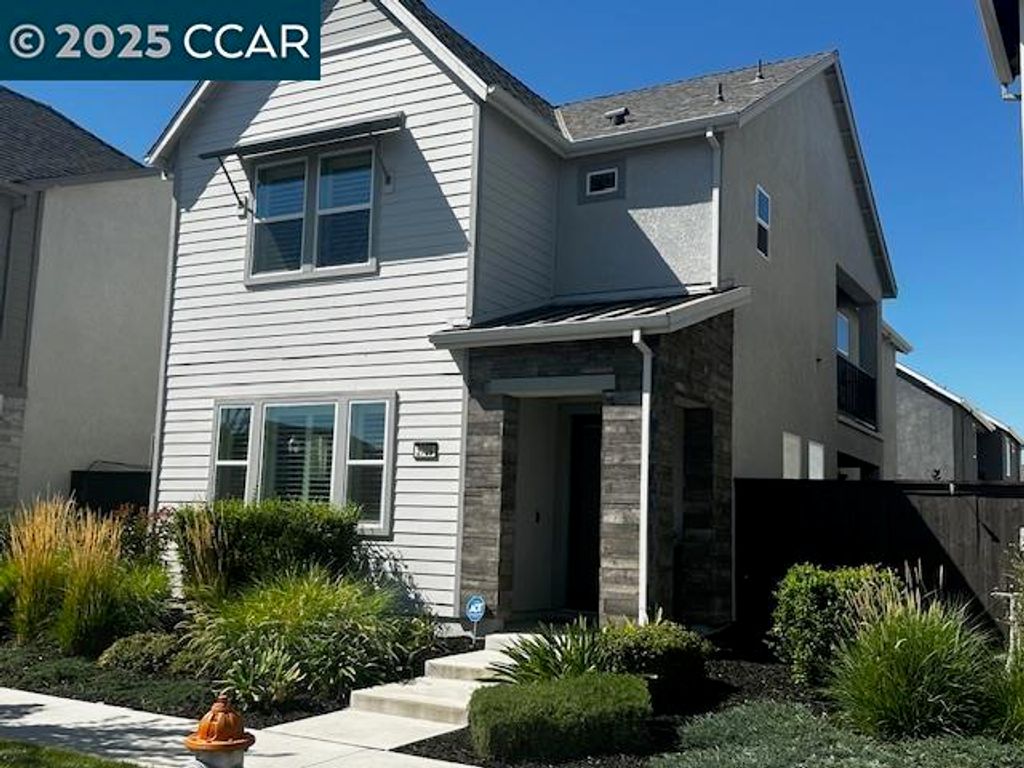 2709 Mossy Creek St, Sacramento, CA 95833