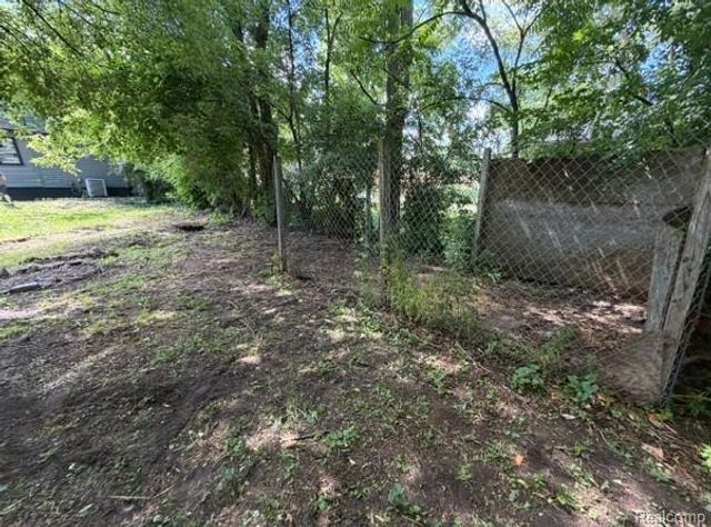 485 N Johnson Street, Pontiac, MI 48342