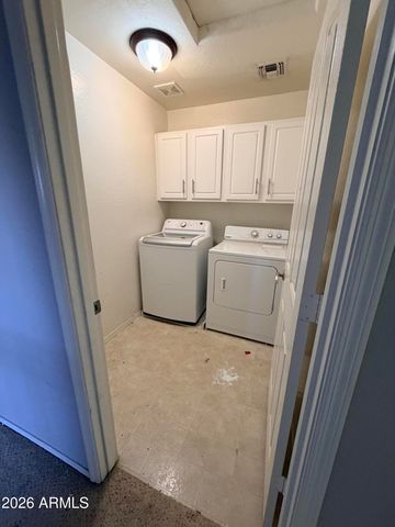 7038 W BEVERLY Road W, Laveen, AZ 85339