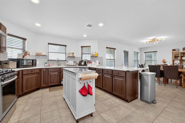 2623 Hawthorn Park Court, Houston, TX 77038