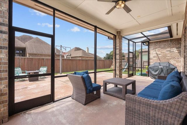 606 W Fork, Webster, TX 77598