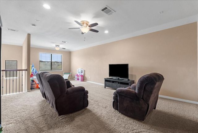 606 W Fork, Webster, TX 77598