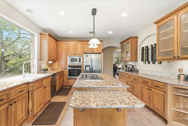 801 Rainbows End RD, Wimberley, TX 78676