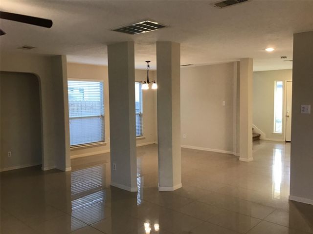 19818 Twisted Creek Drive, Tomball, TX 77375