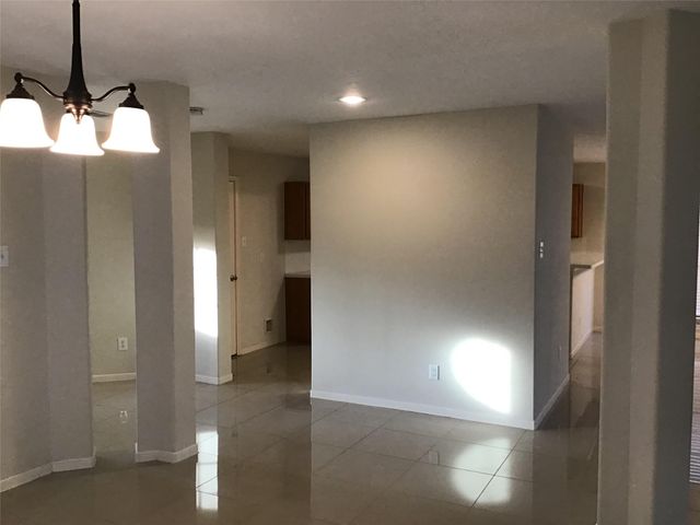 19818 Twisted Creek Drive, Tomball, TX 77375