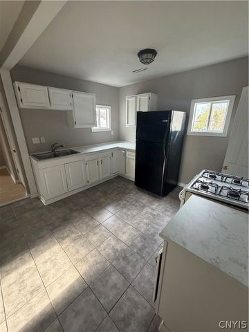 214-2 Rowland Street, Syracuse, NY 13204