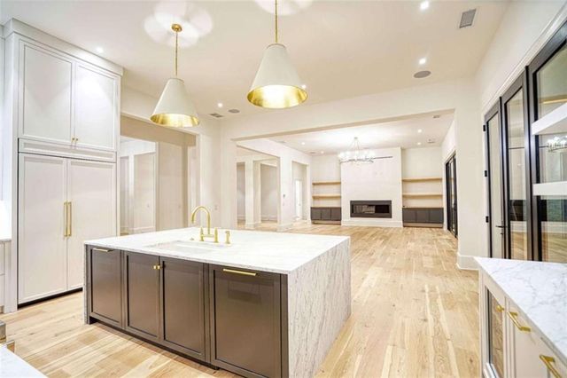 4550 Jolyn Place, Sandy Springs, GA 30342