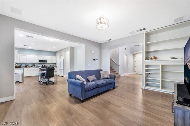 9921 Canyon Peak Drive, Las Vegas, NV 89147