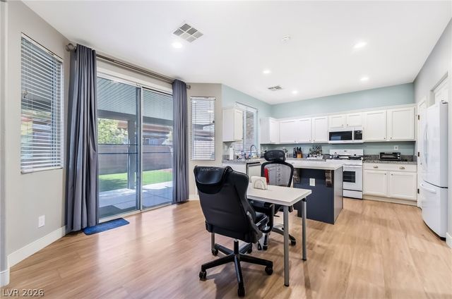 9921 Canyon Peak Drive, Las Vegas, NV 89147