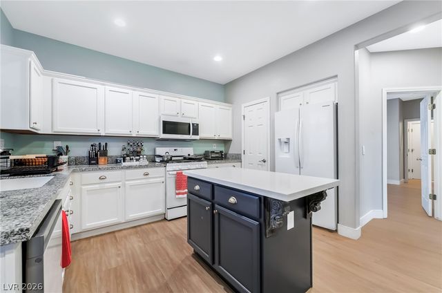 9921 Canyon Peak Drive, Las Vegas, NV 89147