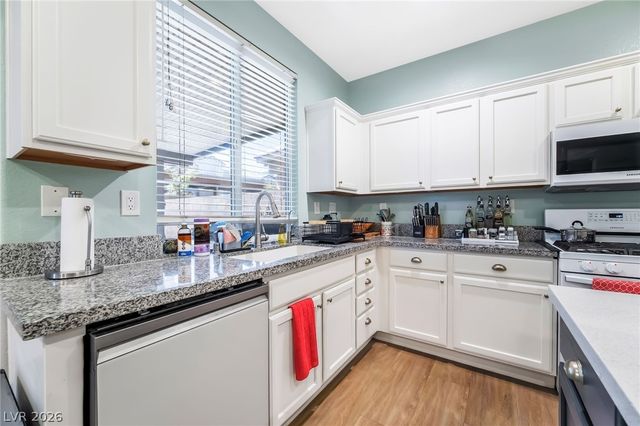 9921 Canyon Peak Drive, Las Vegas, NV 89147