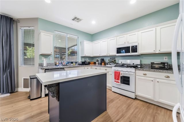 9921 Canyon Peak Drive, Las Vegas, NV 89147