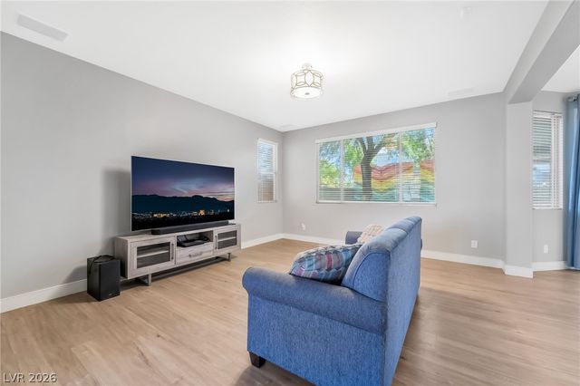 9921 Canyon Peak Drive, Las Vegas, NV 89147