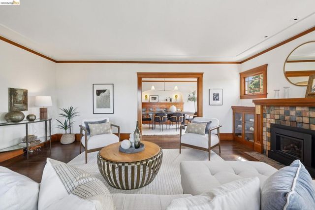 432 El Cerrito Ave., Piedmont, CA 94611