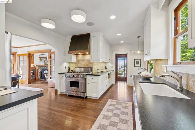 432 El Cerrito Ave., Piedmont, CA 94611