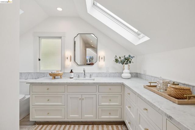 432 El Cerrito Ave., Piedmont, CA 94611