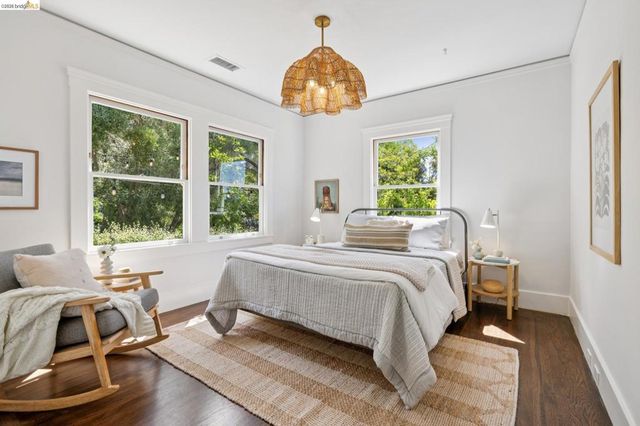 432 El Cerrito Ave., Piedmont, CA 94611