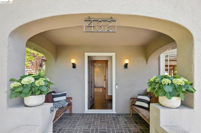432 El Cerrito Ave., Piedmont, CA 94611