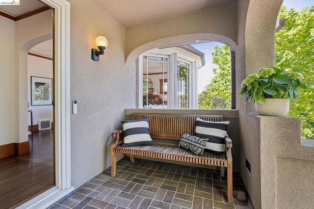 432 El Cerrito Ave., Piedmont, CA 94611