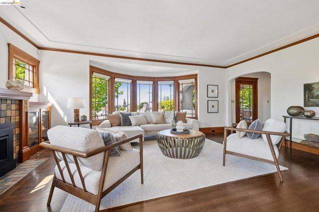 432 El Cerrito Ave., Piedmont, CA 94611
