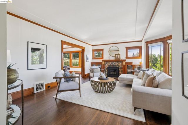 432 El Cerrito Ave., Piedmont, CA 94611