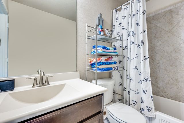 500 Pawnee Street, Aubrey, TX 76227