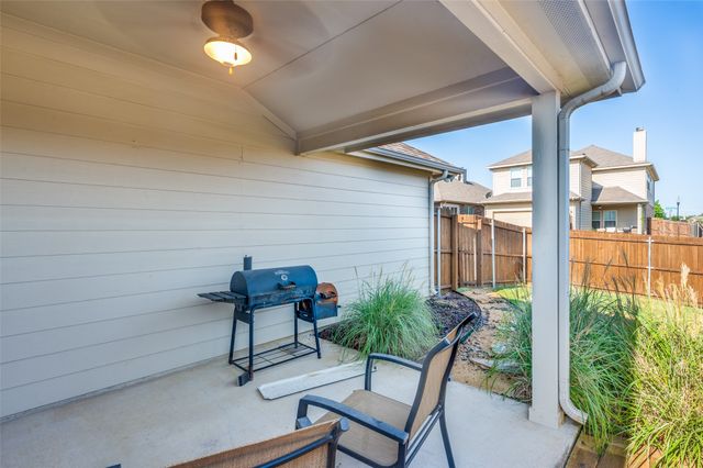500 Pawnee Street, Aubrey, TX 76227