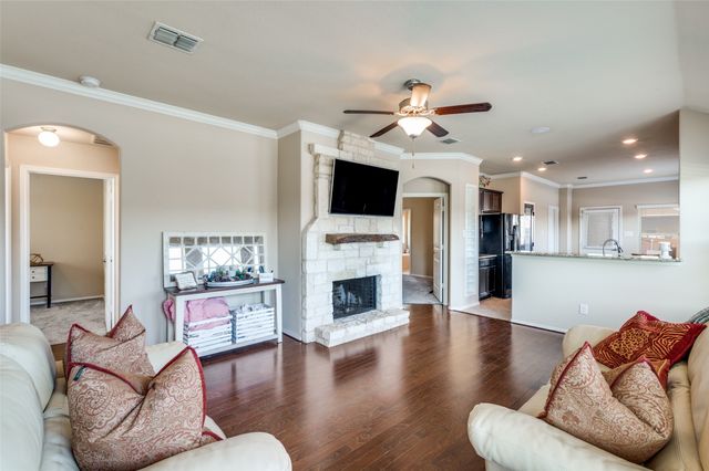 500 Pawnee Street, Aubrey, TX 76227