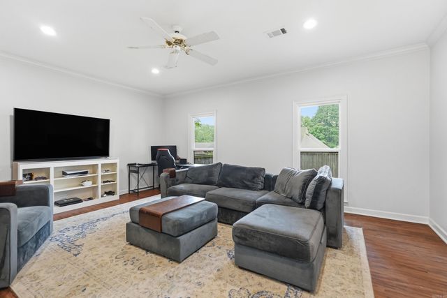 370 Pippinpost Drive, Conway, AR 72034