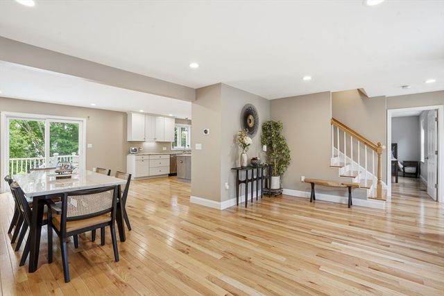 61 Cook St, Billerica, MA 01821