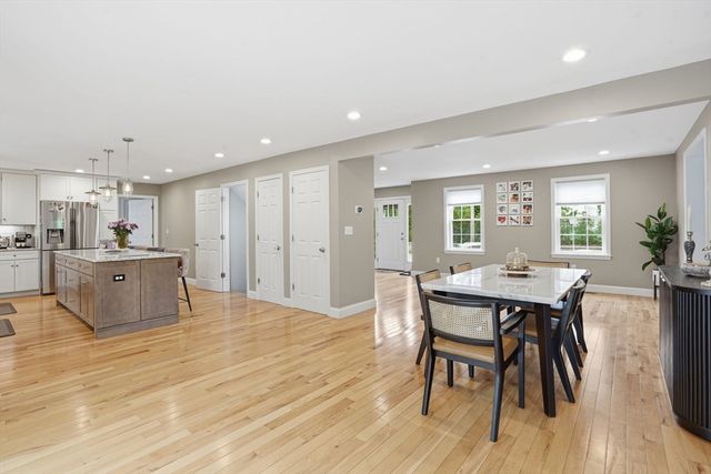61 Cook St, Billerica, MA 01821