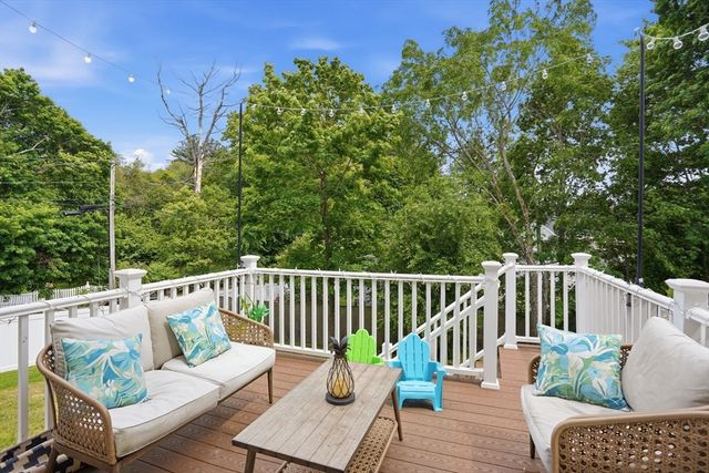 61 Cook St, Billerica, MA 01821