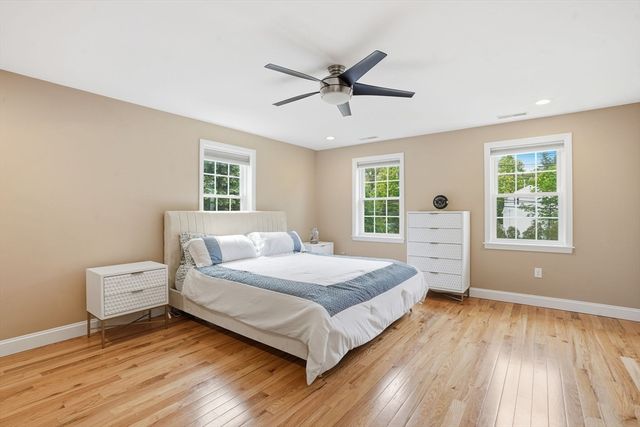 61 Cook St, Billerica, MA 01821