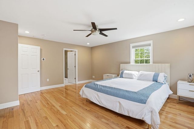 61 Cook St, Billerica, MA 01821