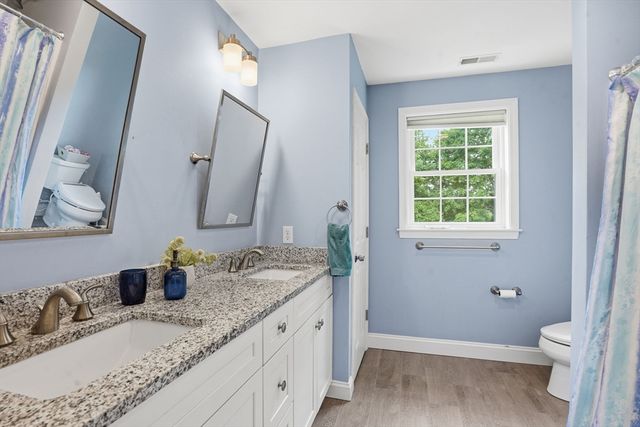 61 Cook St, Billerica, MA 01821