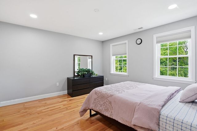61 Cook St, Billerica, MA 01821