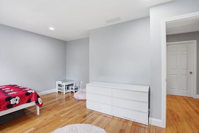 61 Cook St, Billerica, MA 01821