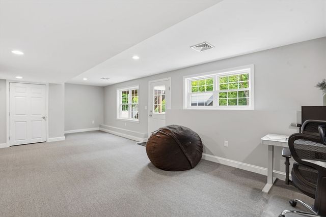 61 Cook St, Billerica, MA 01821