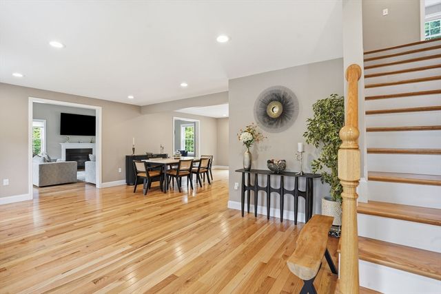 61 Cook St, Billerica, MA 01821