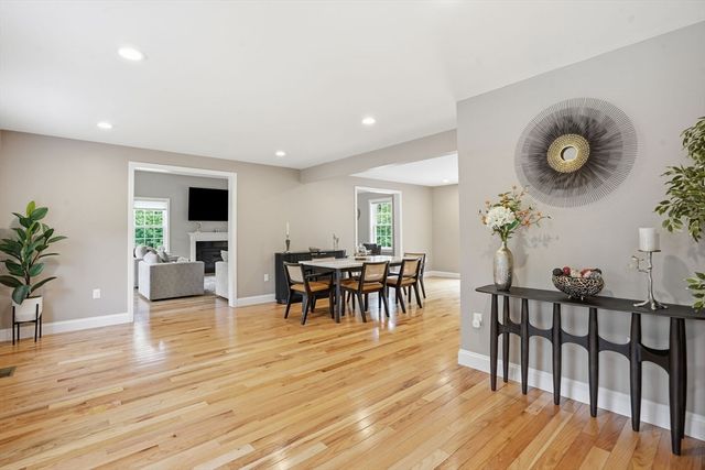61 Cook St, Billerica, MA 01821