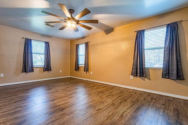 169 Pecan Cove, Livingston, TX 77351