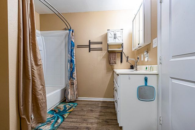 169 Pecan Cove, Livingston, TX 77351