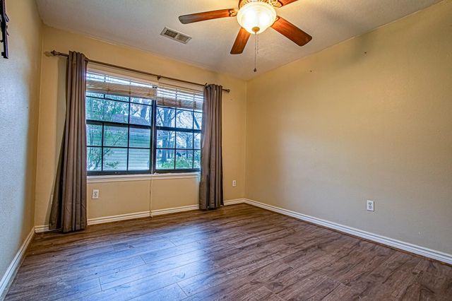 169 Pecan Cove, Livingston, TX 77351