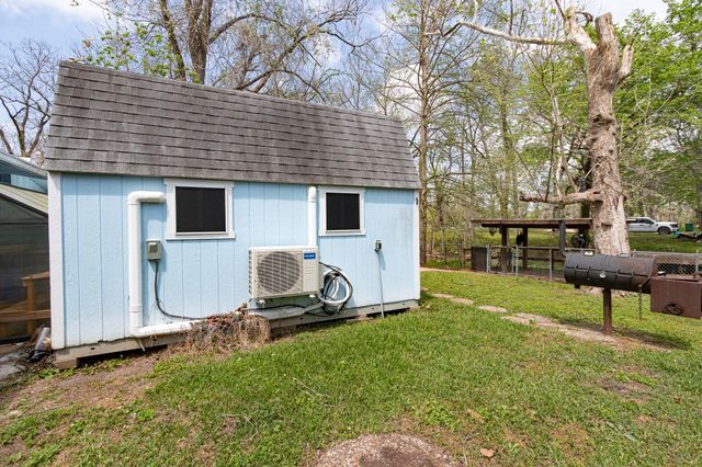 169 Pecan Cove, Livingston, TX 77351