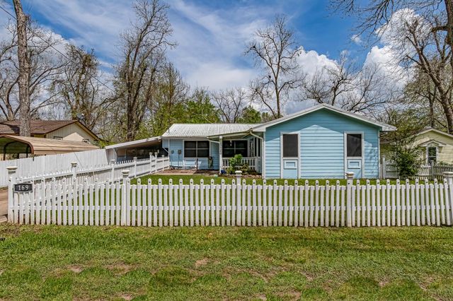 169 Pecan Cove, Livingston, TX 77351