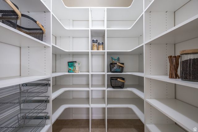 2676 E HILL CLIMB CIR, Sandy, UT 84092