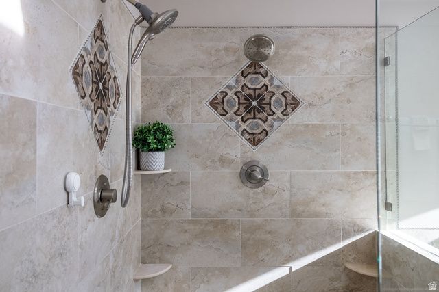 2676 E HILL CLIMB CIR, Sandy, UT 84092